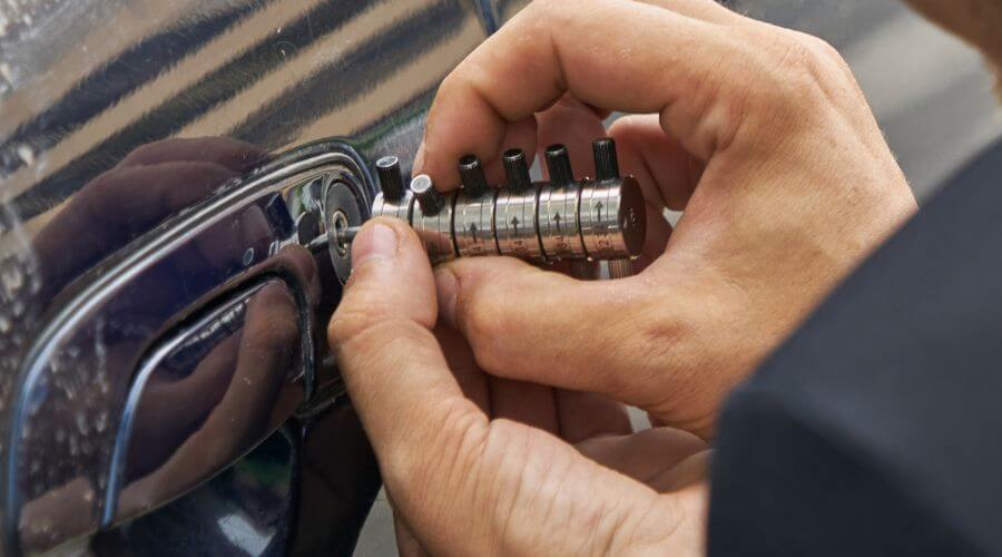 Expert new roof installation services in Cole Camp, MO